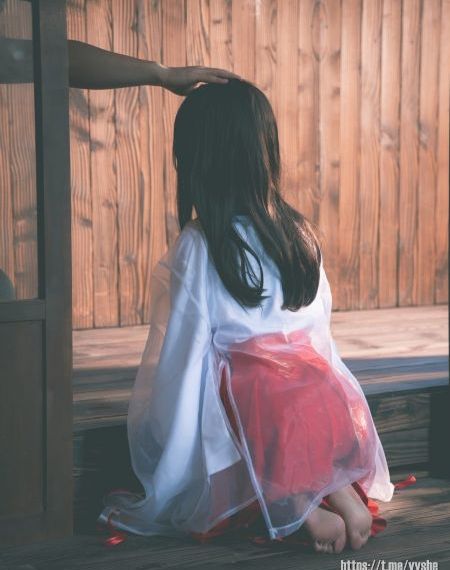 歐美金發美女冬季街拍_DVD高清視頻觀看