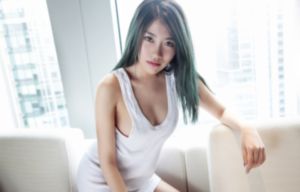 國產馬拉松跑步鞋品牌_4K在線播放觀看