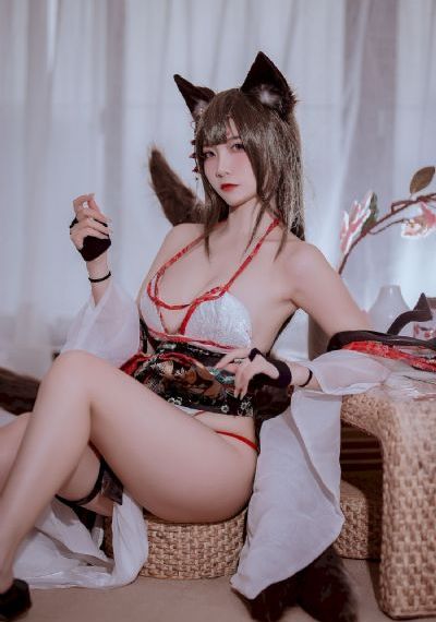 國產(chǎn)豐滿老婦倫子www_高清高清在線觀看