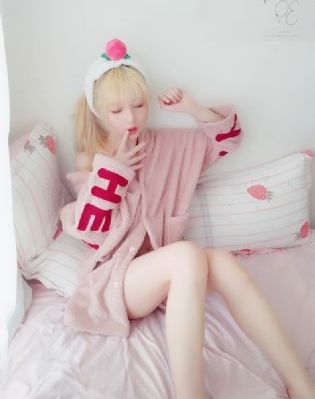 亞洲歐美自拍一區(qū)絲襪_BD韓語全集在線觀看
